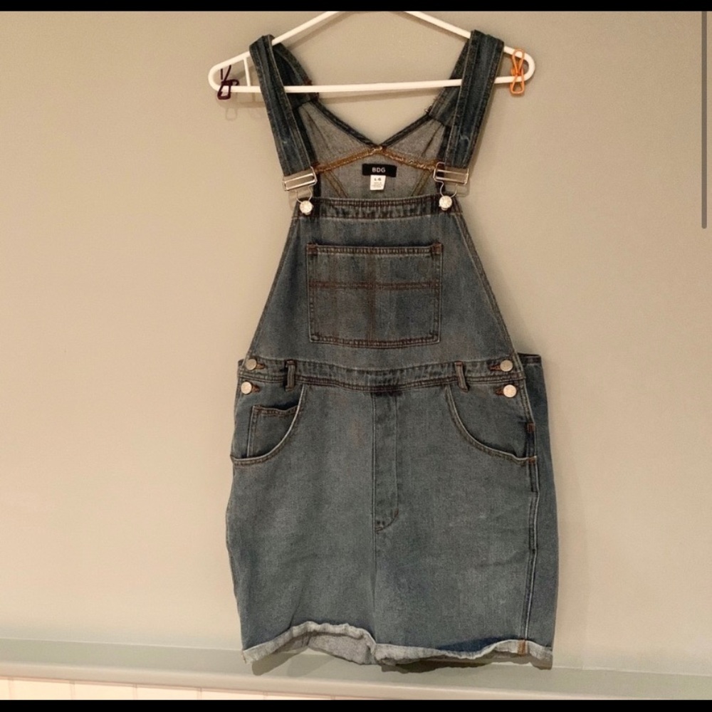Urban outfitter Overalls!